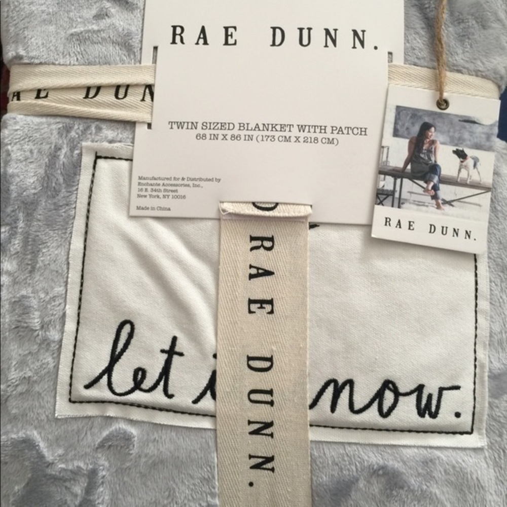 NWT Rae‎ Dunn Blanket
